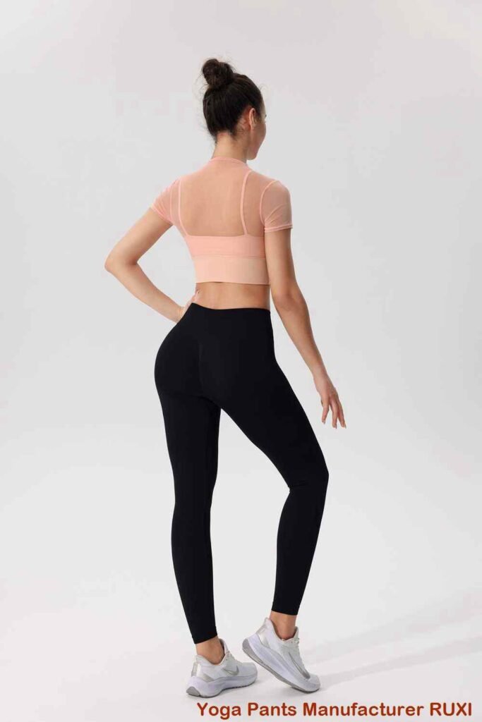 suruali ya kazi ya yoga na mifuko